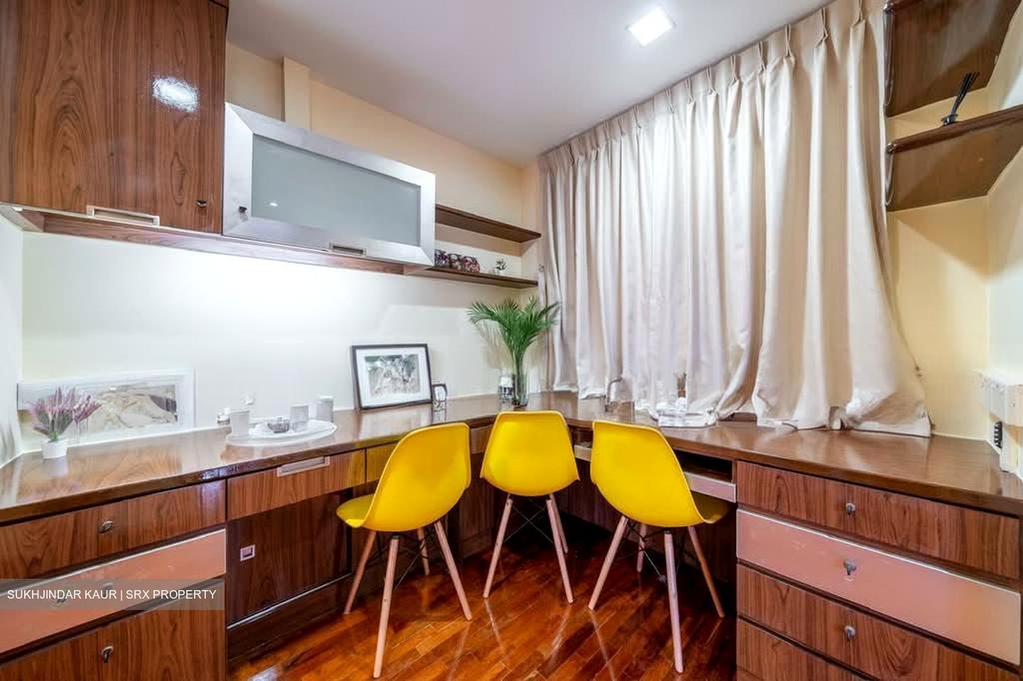 Savannah Condopark (D18), Condominium #592018251